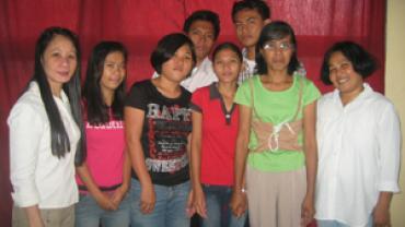Ps Jasmin (first on the left) and church-planting trainees